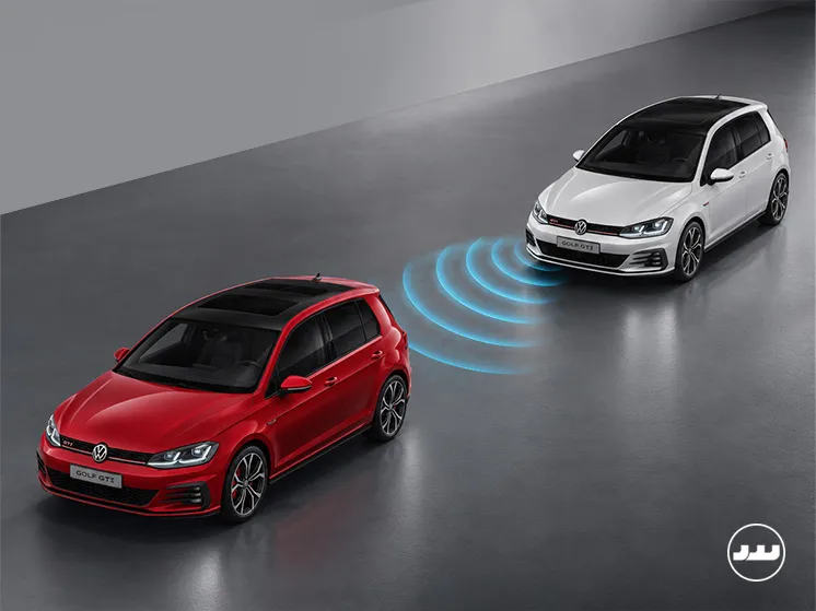 فولکس‌واگن گلف GTI - قیمت، مشخصات فنی و شرایط فروش - تصویر ۲