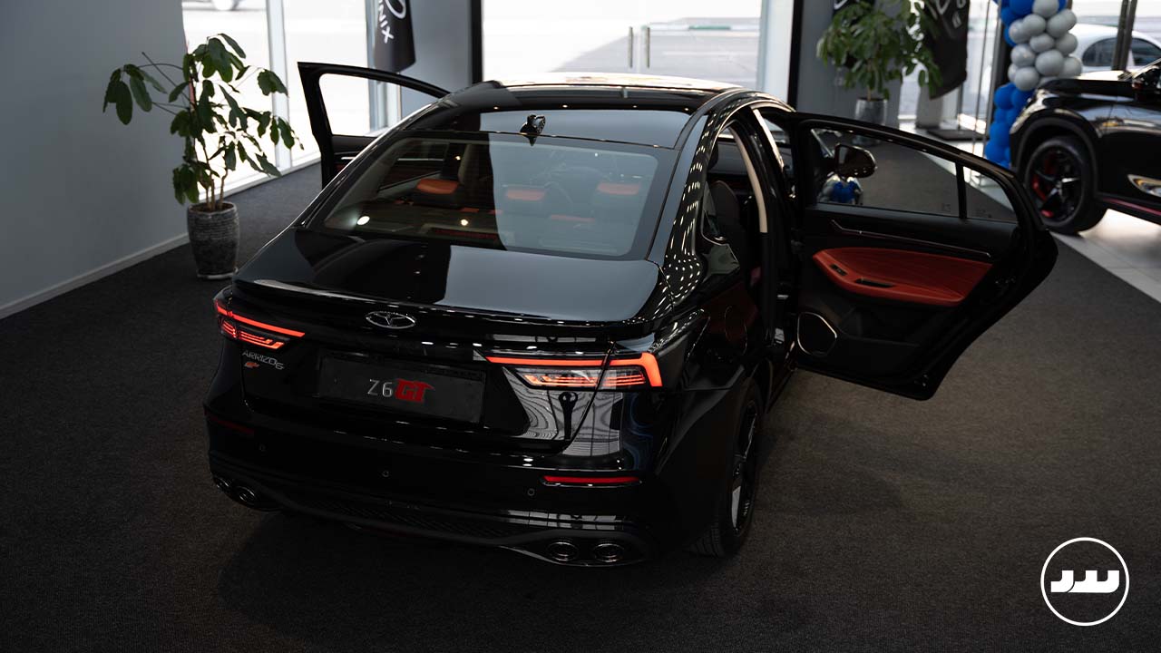 فونیکس شعبه مرزداران